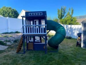 Read more about the article The Importance of Professional Playset Installation